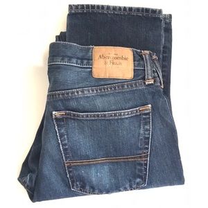 A&F Light Medium Wash Skinny